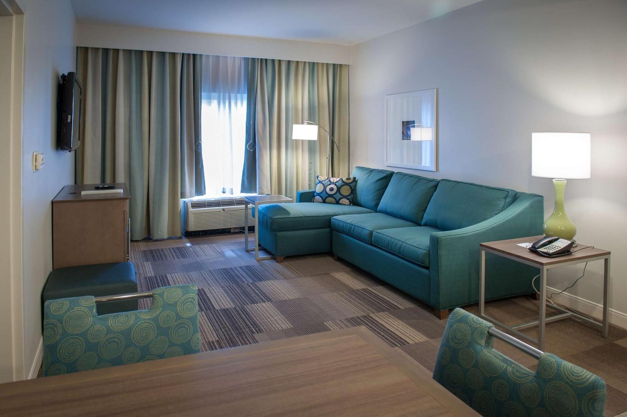 Hampton Inn & Suites New Orleans/Elmwood Harahan Exterior photo