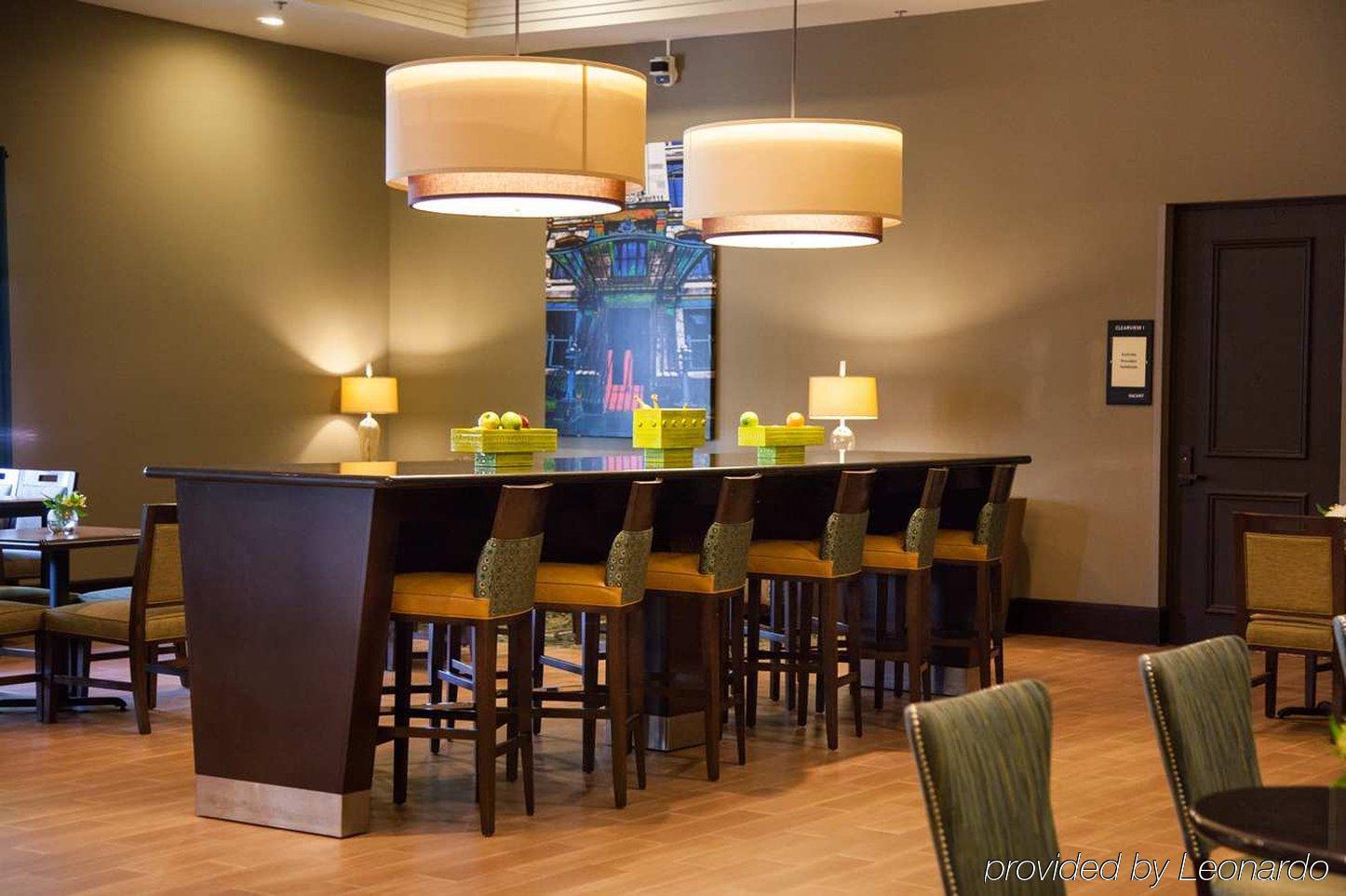 Hampton Inn & Suites New Orleans/Elmwood Harahan Exterior photo