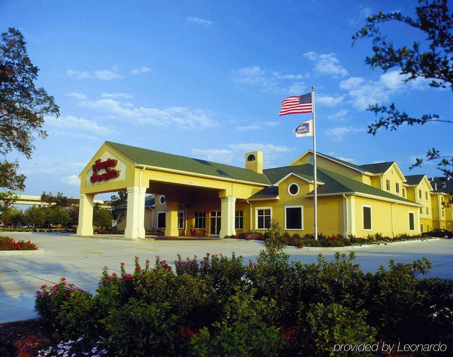 Hampton Inn & Suites New Orleans/Elmwood Harahan Exterior photo